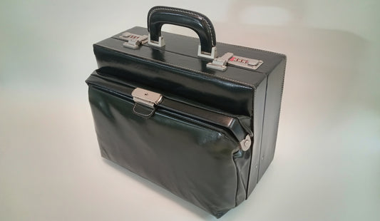 過去の製品を紹介(アタッシュケース×ダレスバッグ)